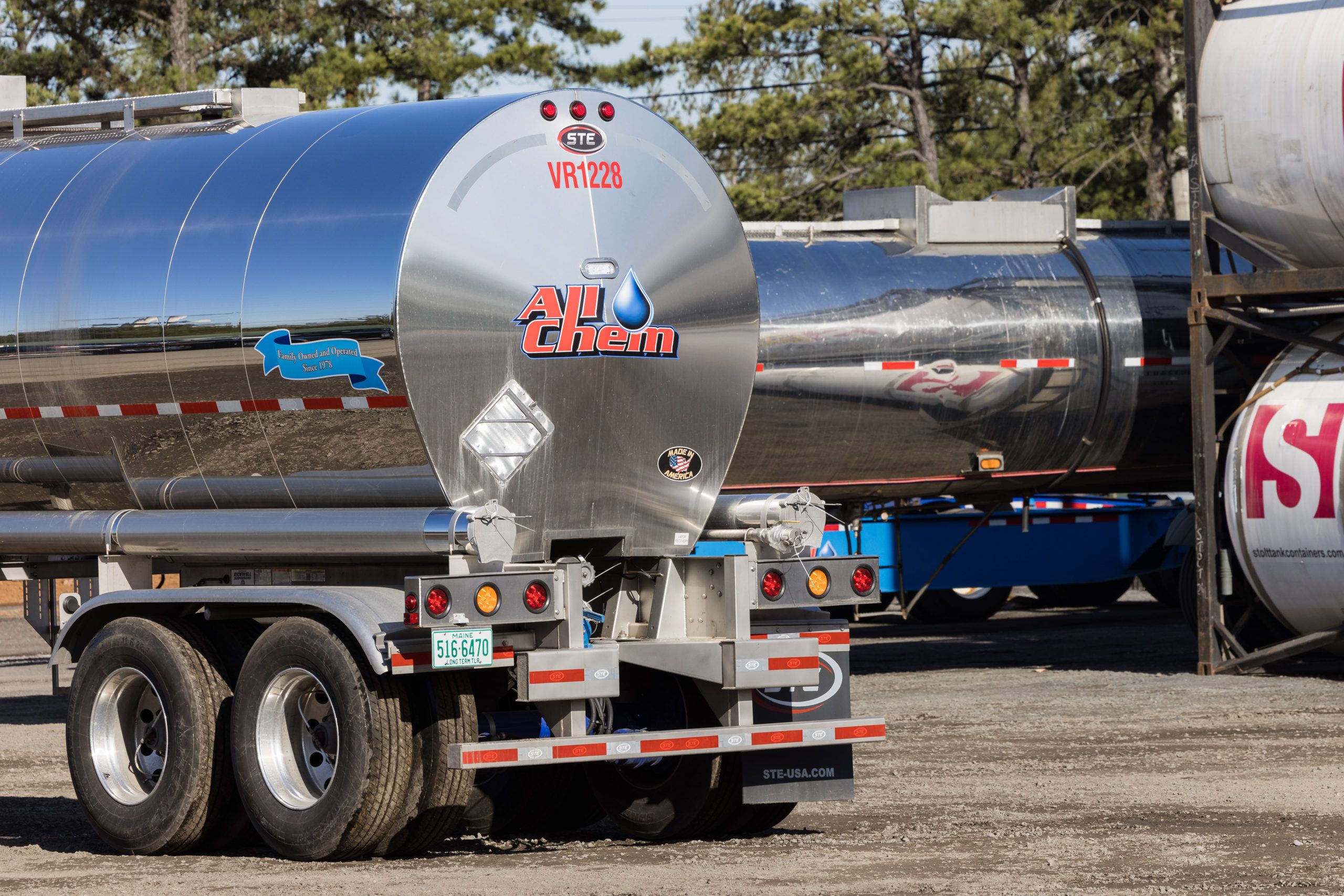 all-chemical-tanker-truck